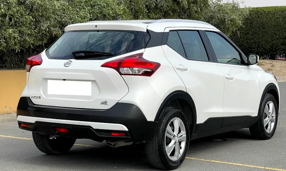 2020 Nissan Kicks SV | GCC Specs | Low Mileage | Very Clean Single Onwer Used Car For Sale - Image 12