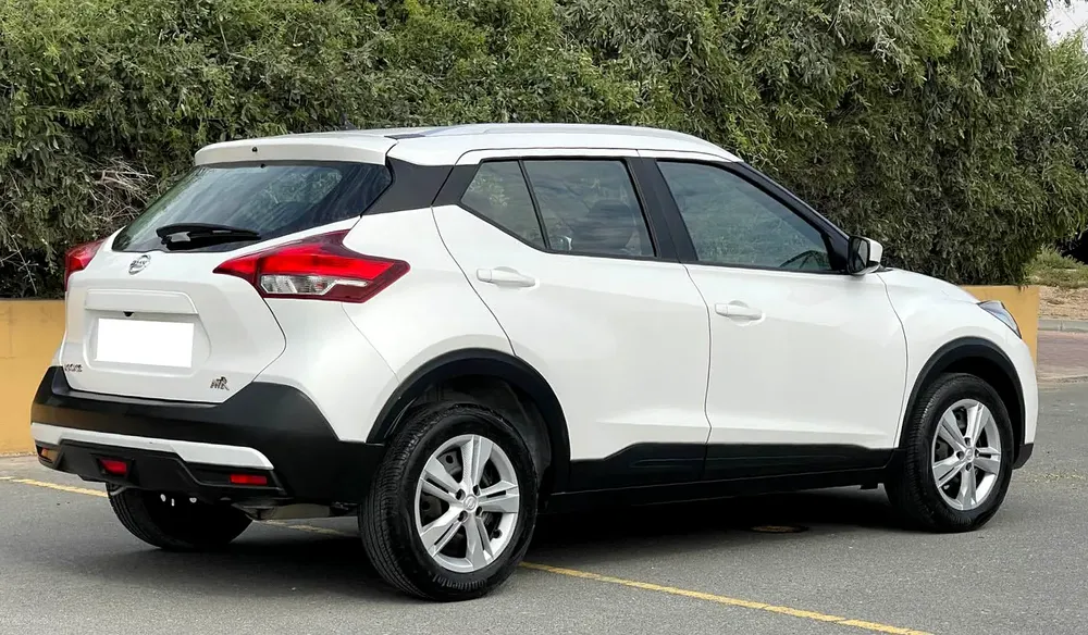 2020 Nissan Kicks SV | GCC Specs | Low Mileage | Very Clean Single Onwer Used Car For Sale - Image 9