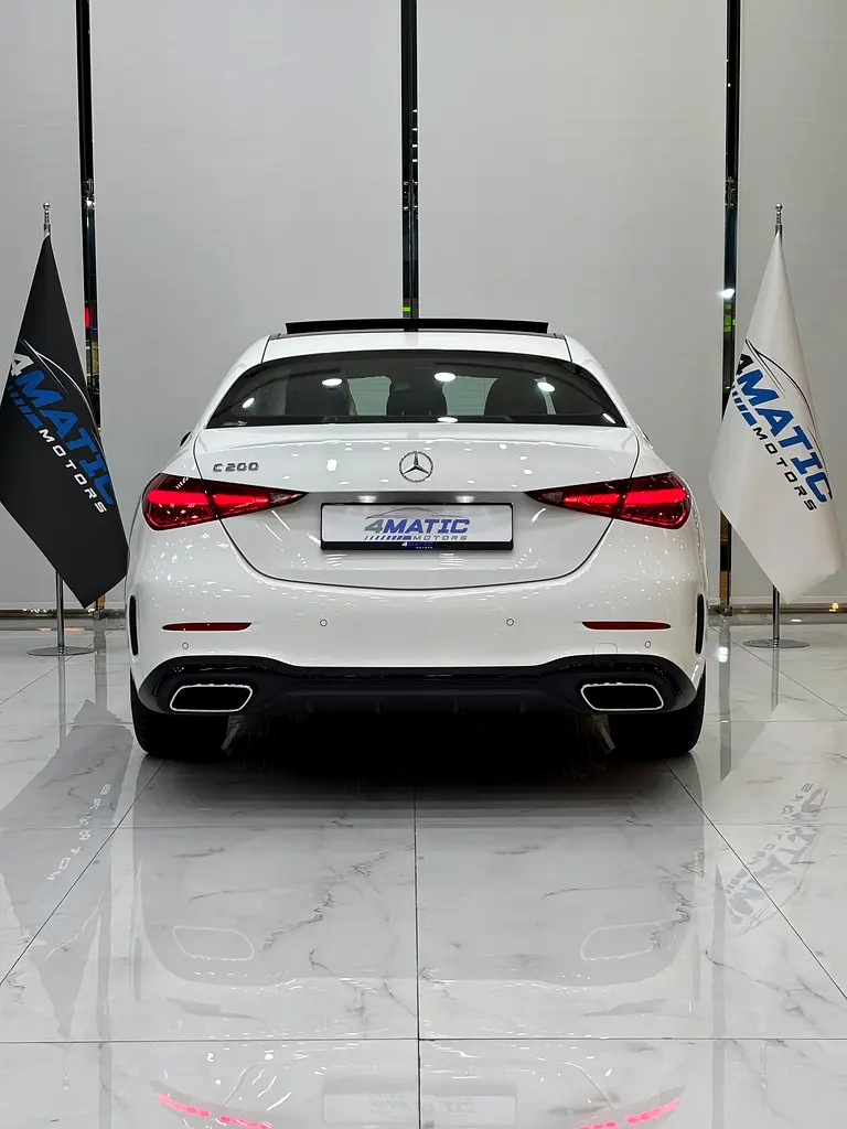 Mercedes-Benz C200 4MATIC - Image 6