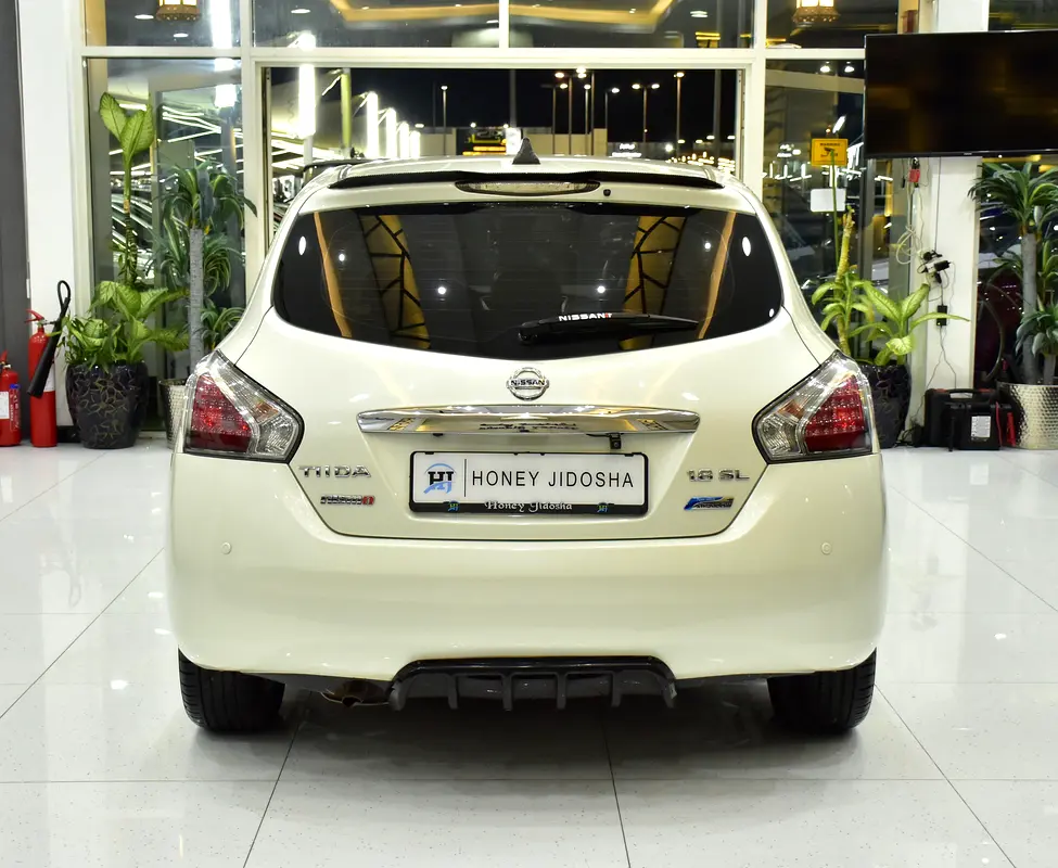EXCELLENT DEAL for our Nissan Tiida SL 1.8L ( 2016 Model ) in White Color GCC Specs - Image 5