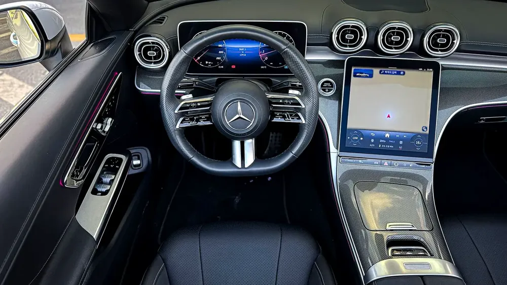 2024 | Mercedes CLE200 Cabriolet | Red Roof | Low Mileage | 2KEYS | White - Image 13