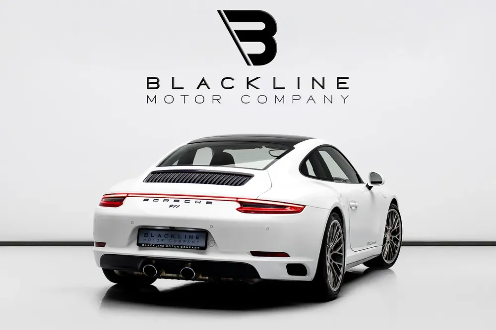 The BEST Ramadan Offer in the UAE - Limited Time Only! Porsche Warranty, Full Service History - Image 4