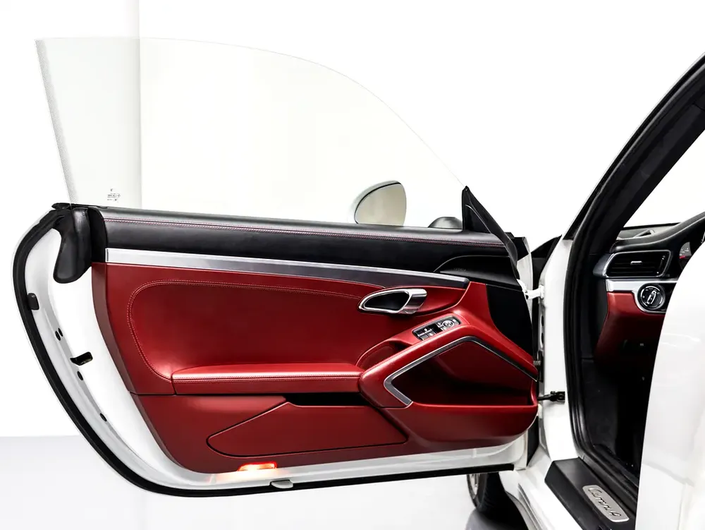 The BEST Ramadan Offer in the UAE - Limited Time Only! Porsche Warranty, Full Service History - Image 8
