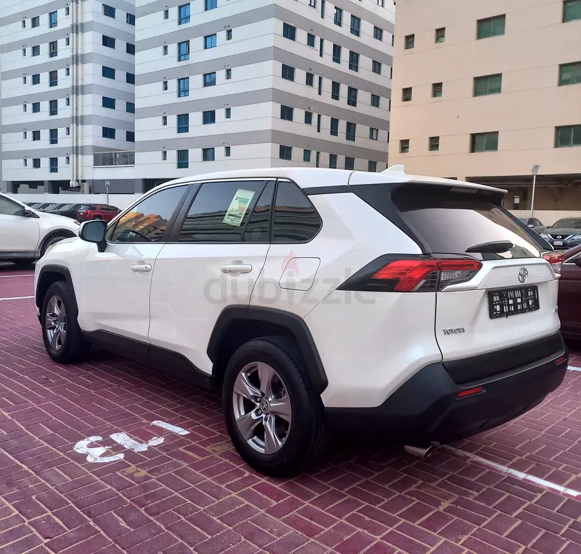 Toyota Rav 4 EXR 2020 GCC Specs - Image 4