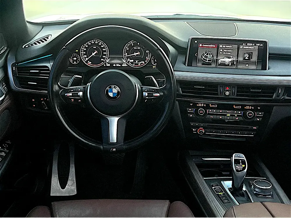 2018 AED 1,280 PM | BMW X5 | Xdrive50i | M SPORT  | FULL SERVICE HISTORY | 4.4L V8 | 0% DOWNPAYMENT - Image 12