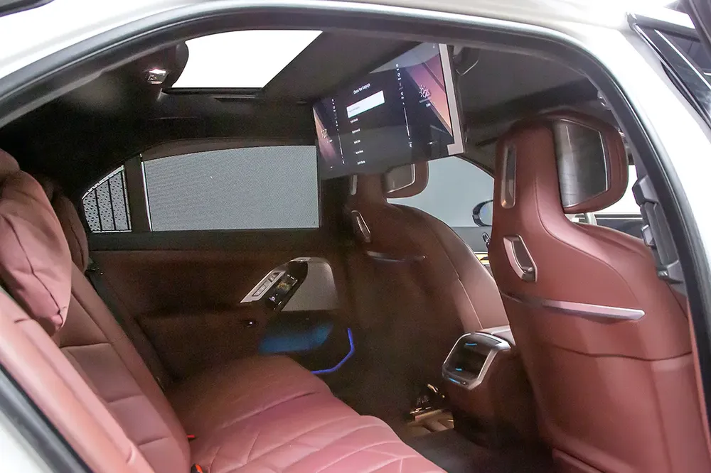 BMW 740i M Sport Individual (Ref# 157394) - Image 6