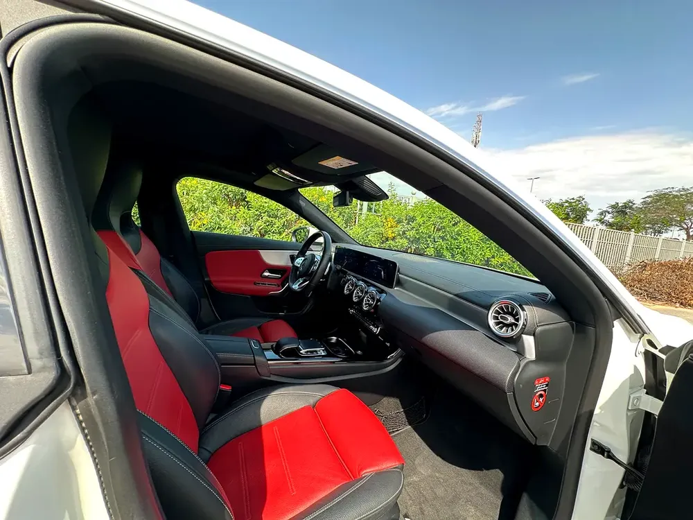 Mercedes Benz CLA250 GCC - Image 7