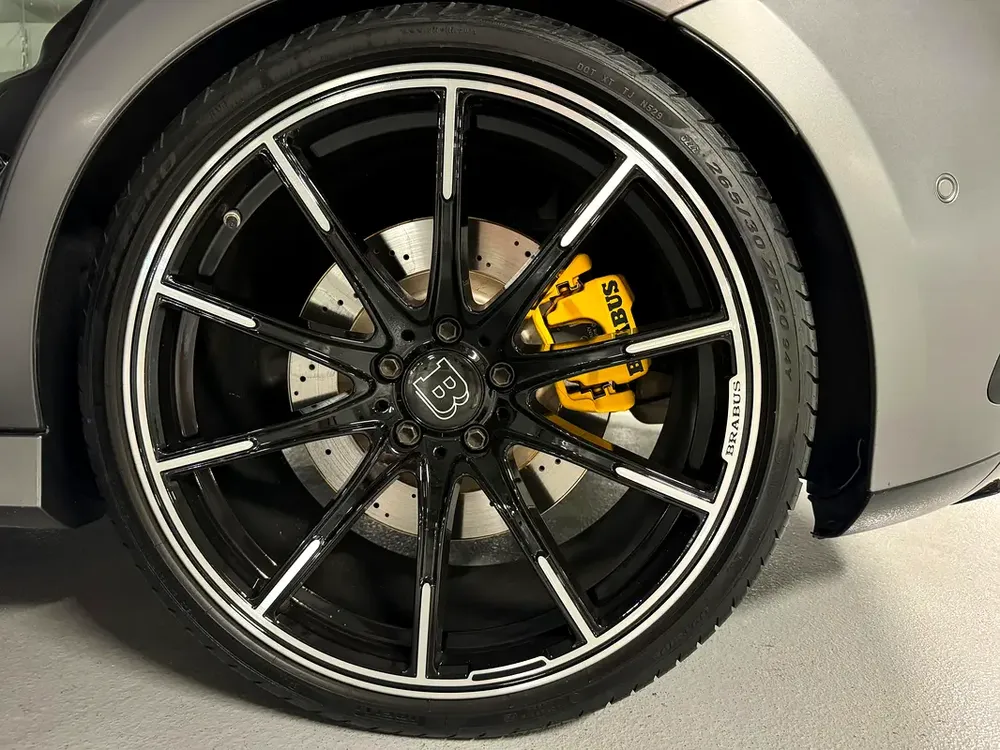 Mercedes A45 S+ 2020, GCC specification, Low Mileage, Special original color, Warranty and Service. - Image 12