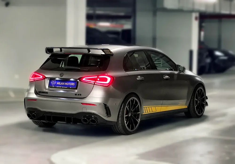 Mercedes A45 S+ 2020, GCC specification, Low Mileage, Special original color, Warranty and Service. - Image 5