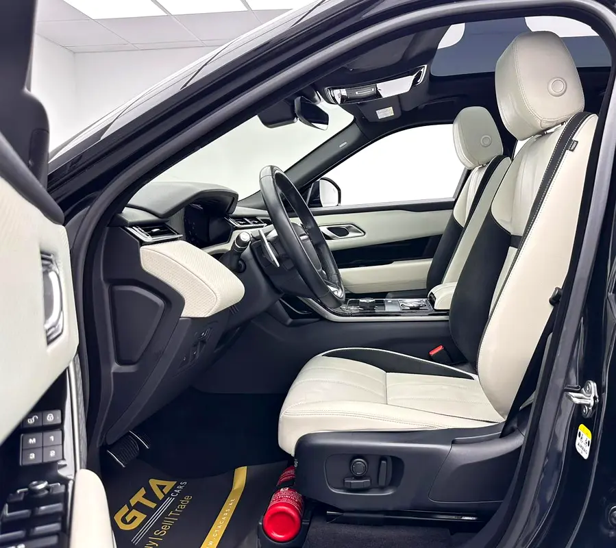 2020 Range Rover Velar SE R-Dynamic P250, 1 Years Warranty Unlimited Km, Range Rover FSH, GCC - Image 14