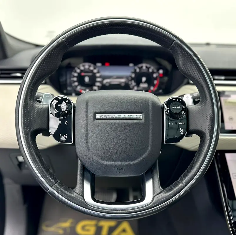 2020 Range Rover Velar SE R-Dynamic P250, 1 Years Warranty Unlimited Km, Range Rover FSH, GCC - Image 7