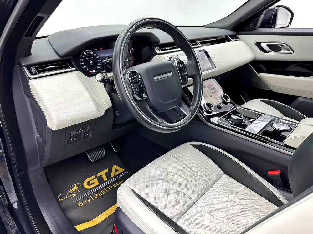 2020 Range Rover Velar SE R-Dynamic P250, 1 Years Warranty Unlimited Km, Range Rover FSH, GCC - Image 9