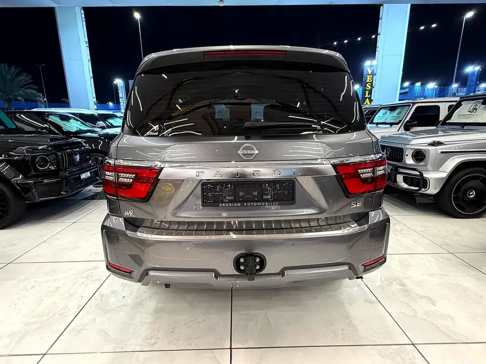 2023 Nissan Patrol SE - GCC Specs - Like New! - Image 7