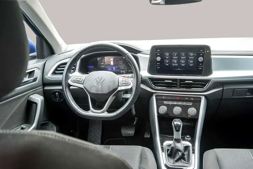AED 958/month | 2023 Volkswagen T-Roc  | GCC Specs | Ref#445234 - Image 9
