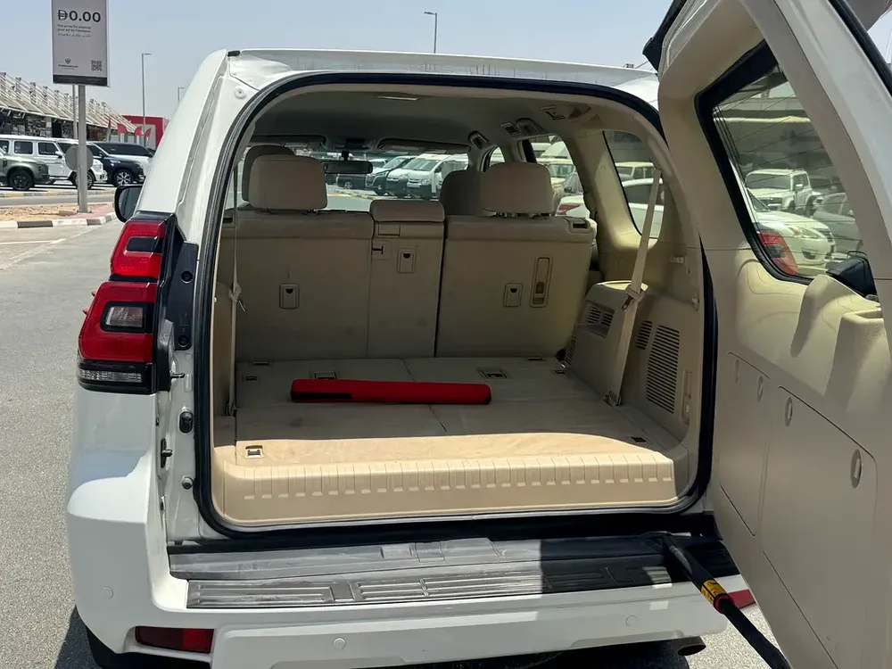 2.7l Toyota Prado 2019 - 4 cylinder-Accident Free - Super Condition - Image 14