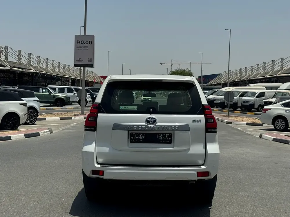 2.7l Toyota Prado 2019 - 4 cylinder-Accident Free - Super Condition - Image 4