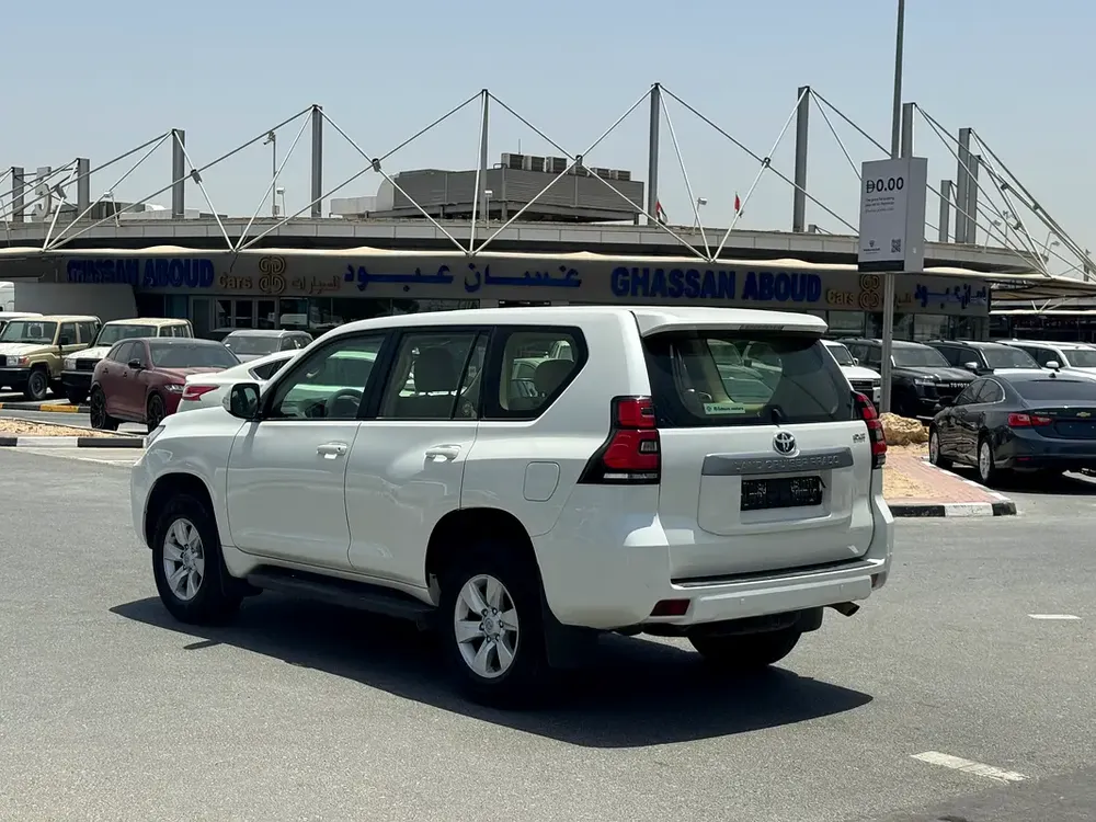 2.7l Toyota Prado 2019 - 4 cylinder-Accident Free - Super Condition - Image 5