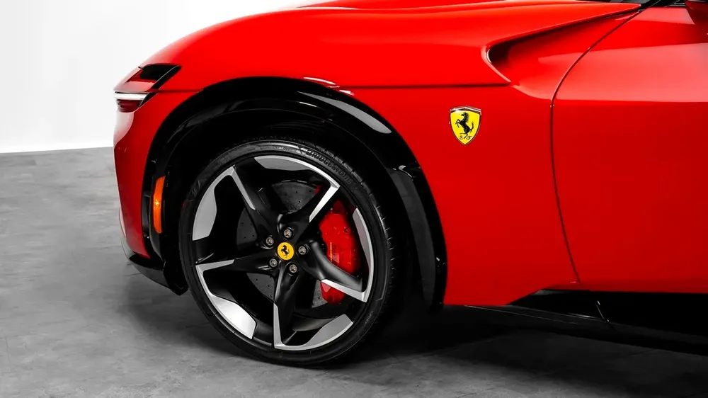 Ferrari Purosangue - 2025 - Canadian Specs - Image 4