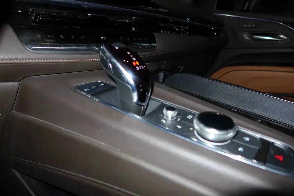2023 Cadillac Escalade - GCC Specs - 90K KMS - FDSH - Image 15