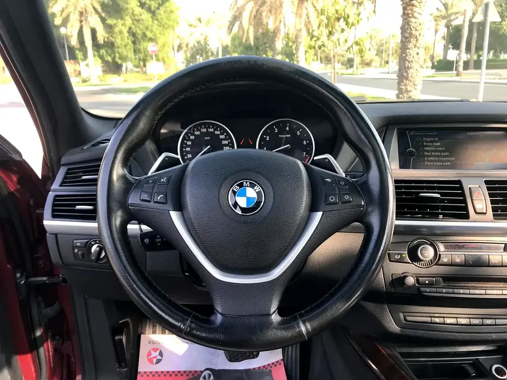 BMW X5 xDrive50i Luxury-Line 2013 | GCC Specs | Well Maintained - Image 14