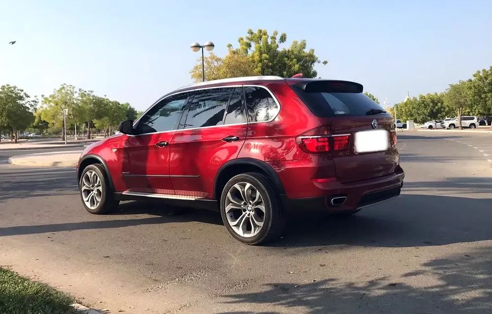 BMW X5 xDrive50i Luxury-Line 2013 | GCC Specs | Well Maintained - Image 5