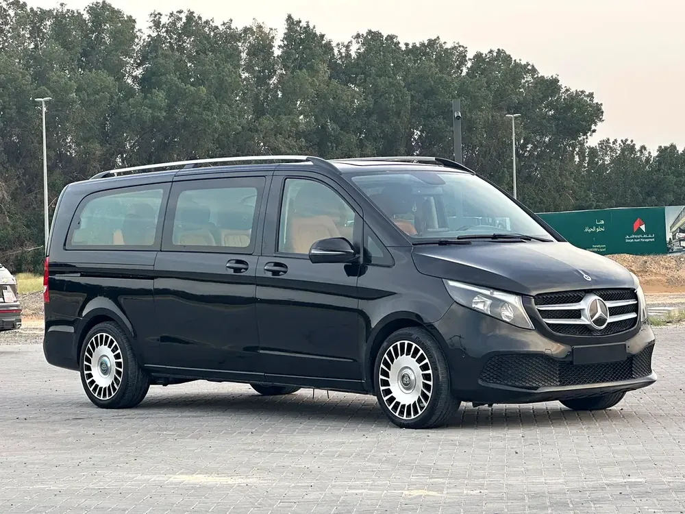 Mercedes-Benz V-Class V 250 2020 - GCC Specs - Excellent Condition - Image 7