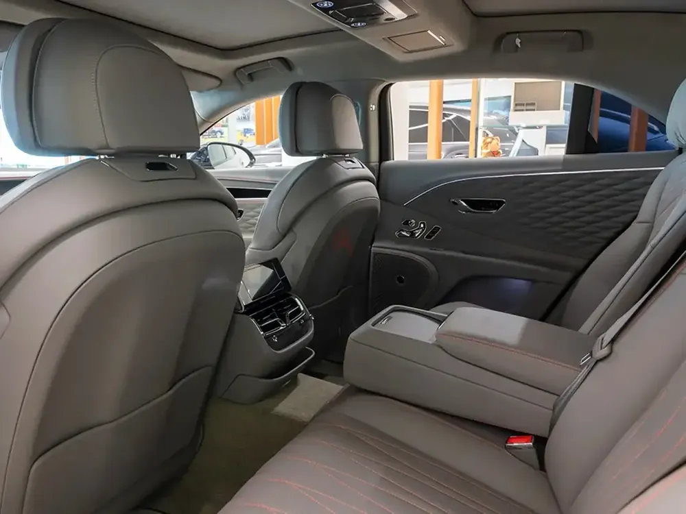 Bentley Flying Spur S | Under Dealer Warranty | GCC Specs - Image 13