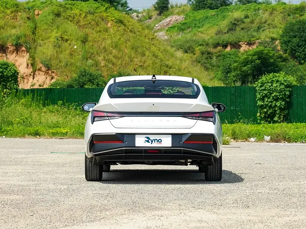 AED 43,500 Only!! // Export Price // 2025 Hyundai Elantra 1.5L // CVT GLX ELITE - Image 5