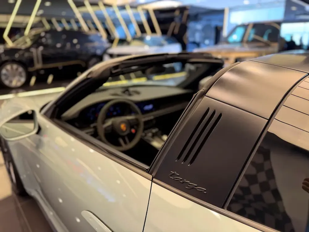 PORSCHE 911 TARGA 4 GTS BRAND NEW GCC - Image 18