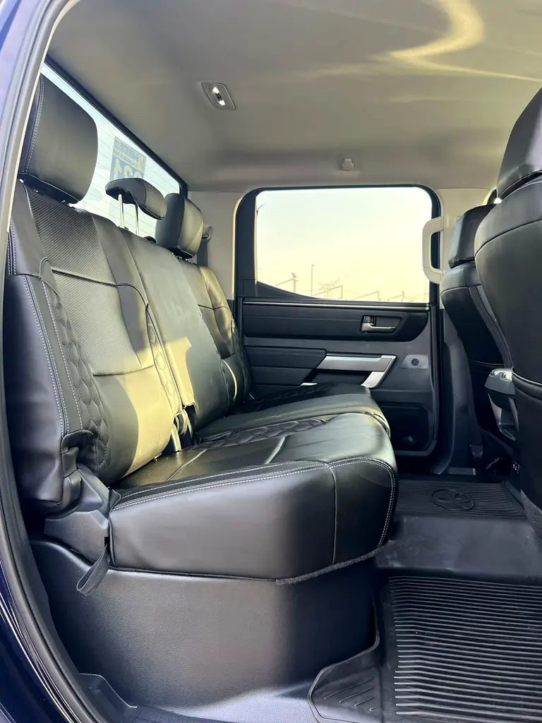 2024 Toyota Tundra Crewmax SR5 - 3.4L V6  - AWD 4x4 - Rear Camera - Leather Seat - Low Mileage - Image 15