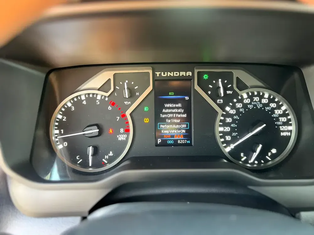 2024 Toyota Tundra Crewmax SR5 - 3.4L V6  - AWD 4x4 - Rear Camera - Leather Seat - Low Mileage - Image 18