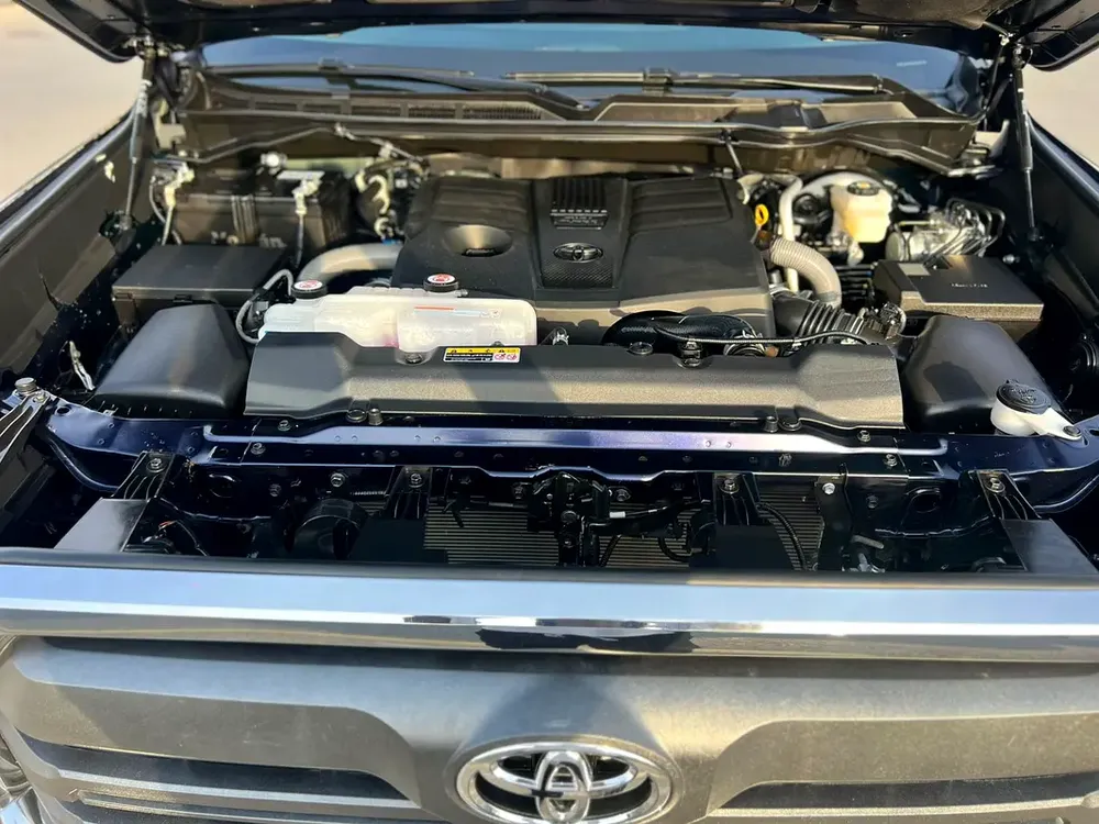 2024 Toyota Tundra Crewmax SR5 - 3.4L V6  - AWD 4x4 - Rear Camera - Leather Seat - Low Mileage - Image 19