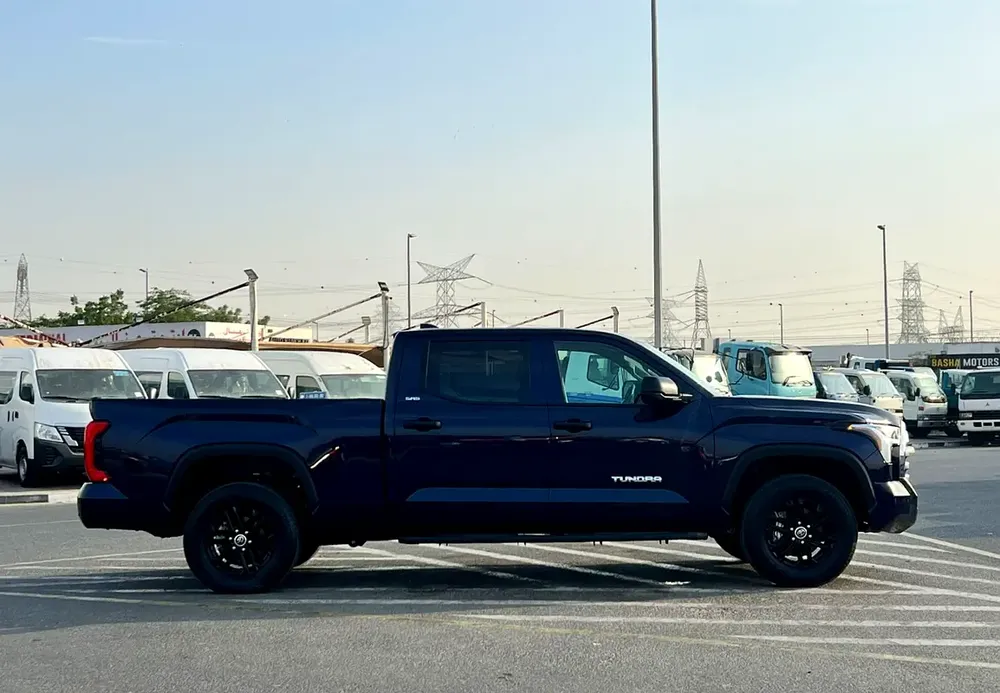 2024 Toyota Tundra Crewmax SR5 - 3.4L V6  - AWD 4x4 - Rear Camera - Leather Seat - Low Mileage - Image 8