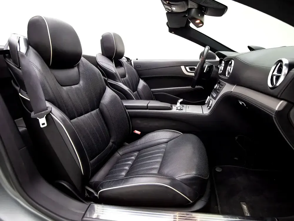 2013 | Mercedes Benz | SL350 | GCC Spec - Image 11