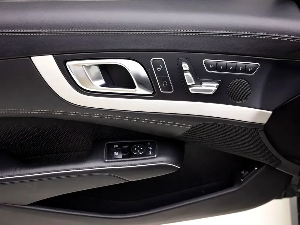 2013 | Mercedes Benz | SL350 | GCC Spec - Image 16