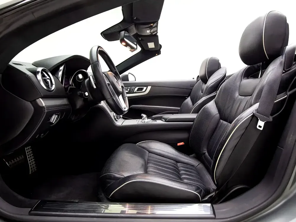 2013 | Mercedes Benz | SL350 | GCC Spec - Image 9