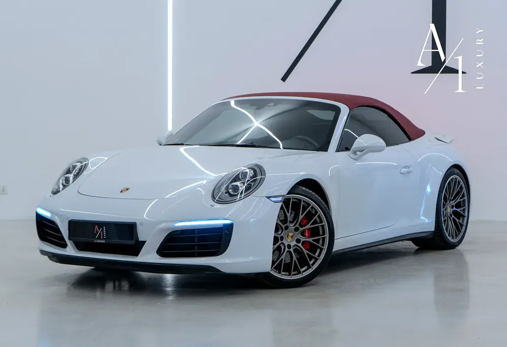 2017 Porsche 911 Carrera 4s Fully Loaded, Full Service History, Excellent Condition GCC Spec - Image 6