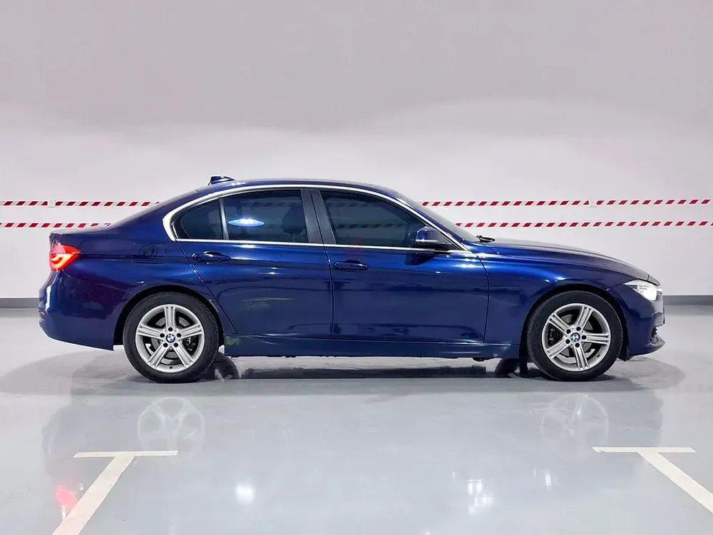 AED 1232/month | 2016 BMW 3-Series 320i | GCC Specs | Ref#467252 - Image 4