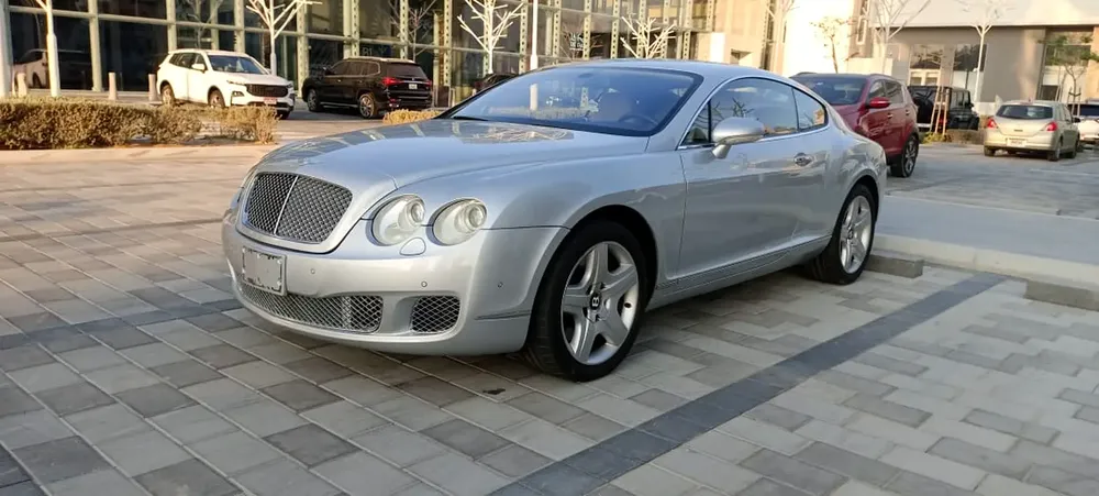 2004 Bentley Continental GT  W12 || FULL SERVICE HISTORY || 6.0L  12 cylinder || pristine condition - Image 4