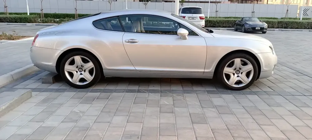 2004 Bentley Continental GT  W12 || FULL SERVICE HISTORY || 6.0L  12 cylinder || pristine condition - Image 6