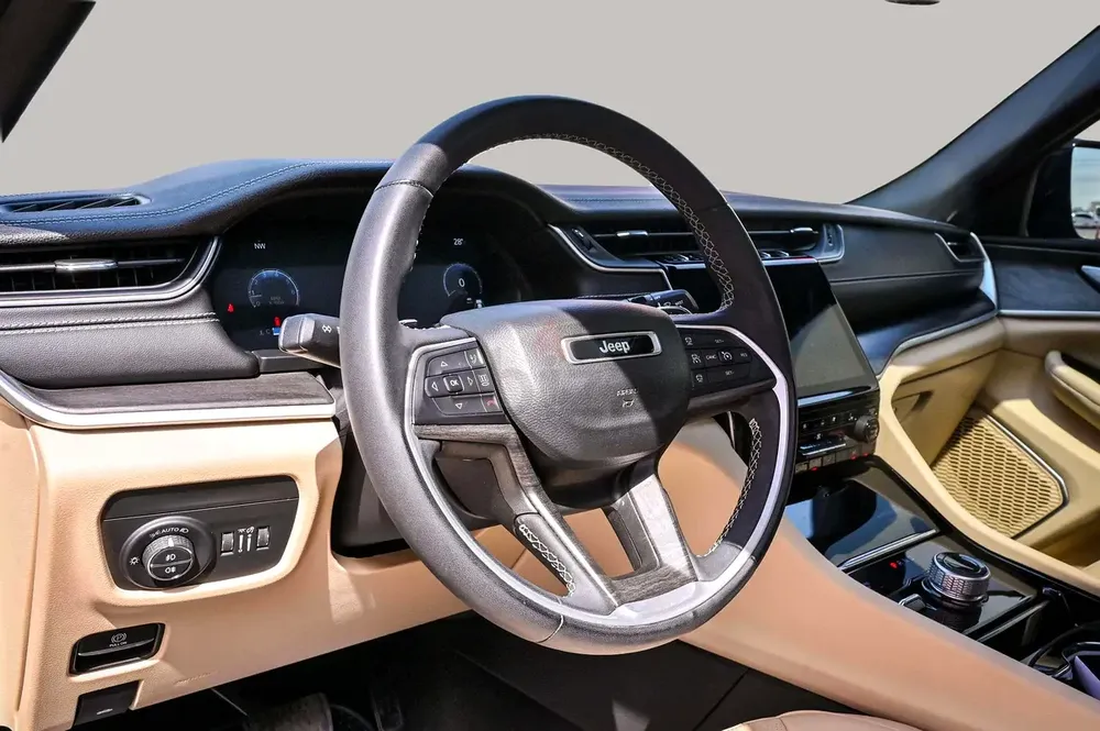 AED 2386/month | 2023 Jeep Grand Cherokee  | GCC Specs | Ref#424799 - Image 11