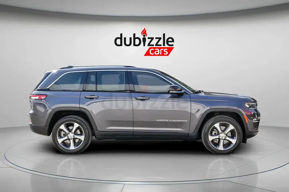 AED 2386/month | 2023 Jeep Grand Cherokee  | GCC Specs | Ref#424799 - Image 4