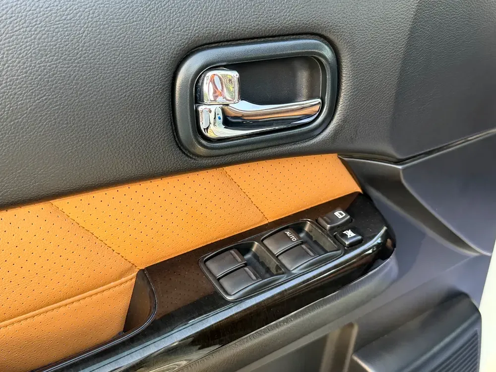 Nissan Patrol Safari Super Safari 2021 GCC Specs - Image 18