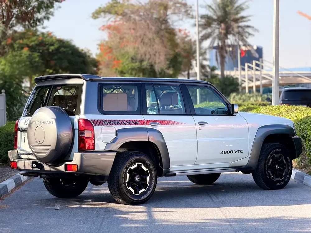 Nissan Patrol Safari Super Safari 2021 GCC Specs - Image 6