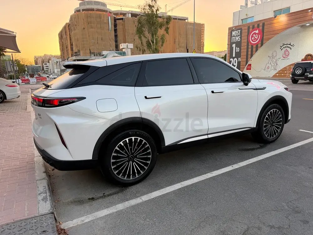 Exeed RX 2025 Luxury GCC - Brand New - Image 4