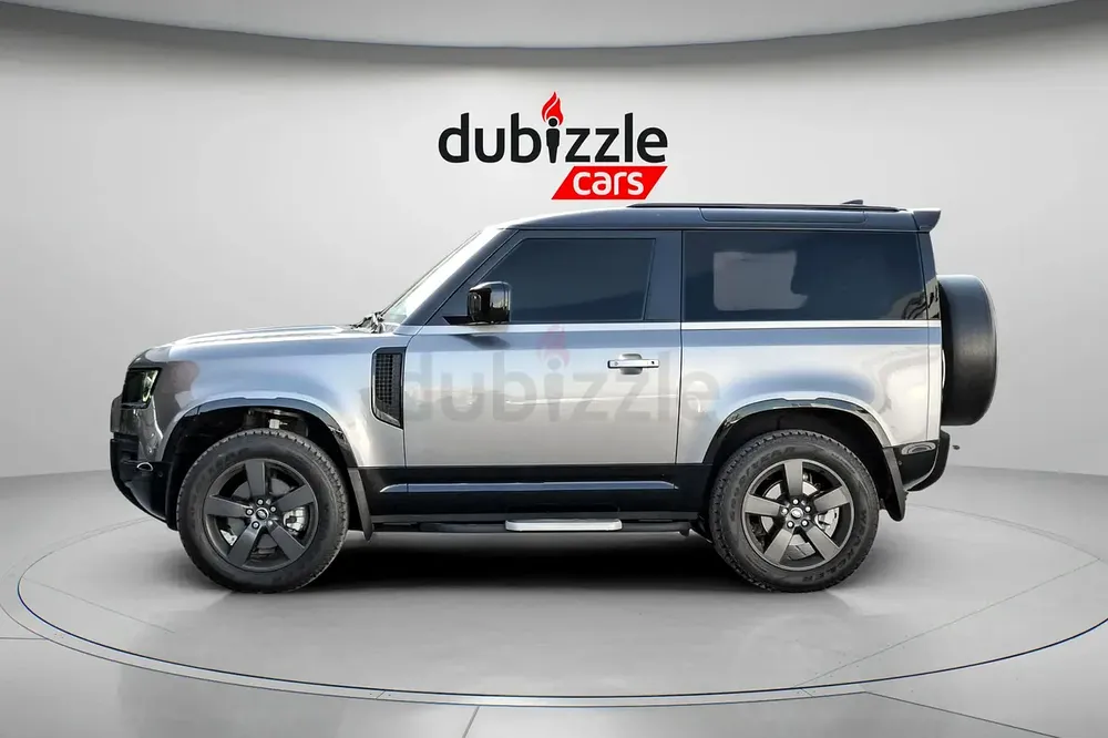 AED 3951/month | 2023 Land Rover Defender 90 S P300 | GCC Specs | Ref#477102 - Image 5