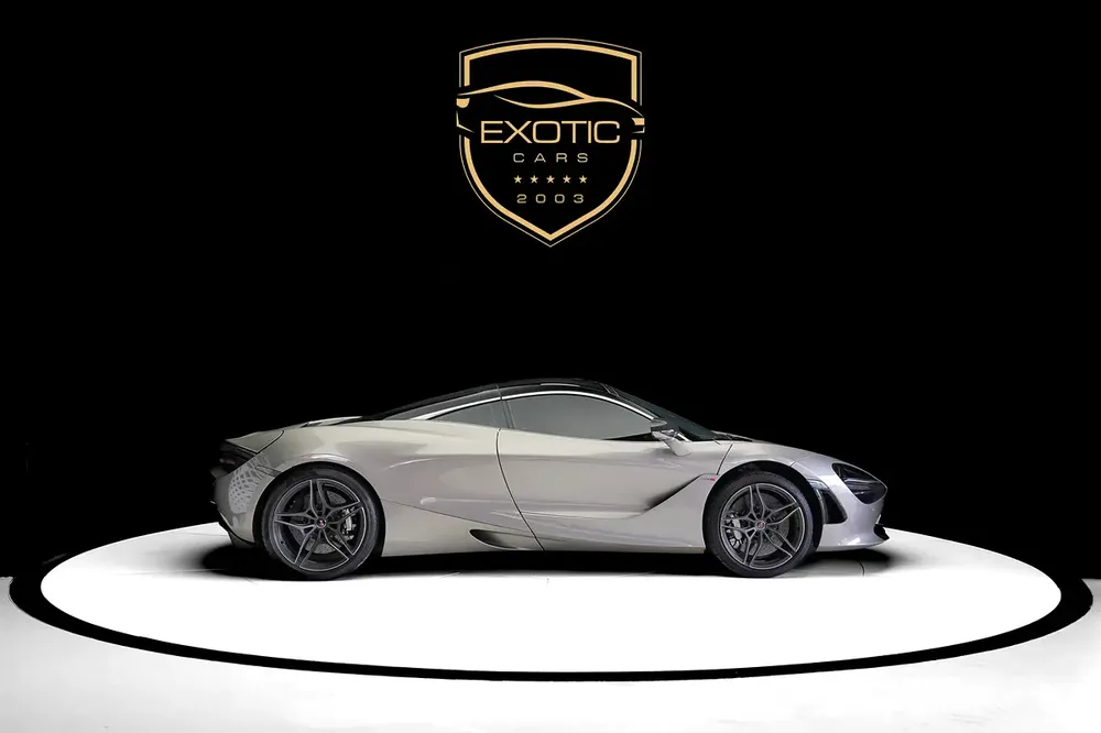720 S | CARBON EXTERIOR | GCC | WARRANTY AVAILABLE - Image 4
