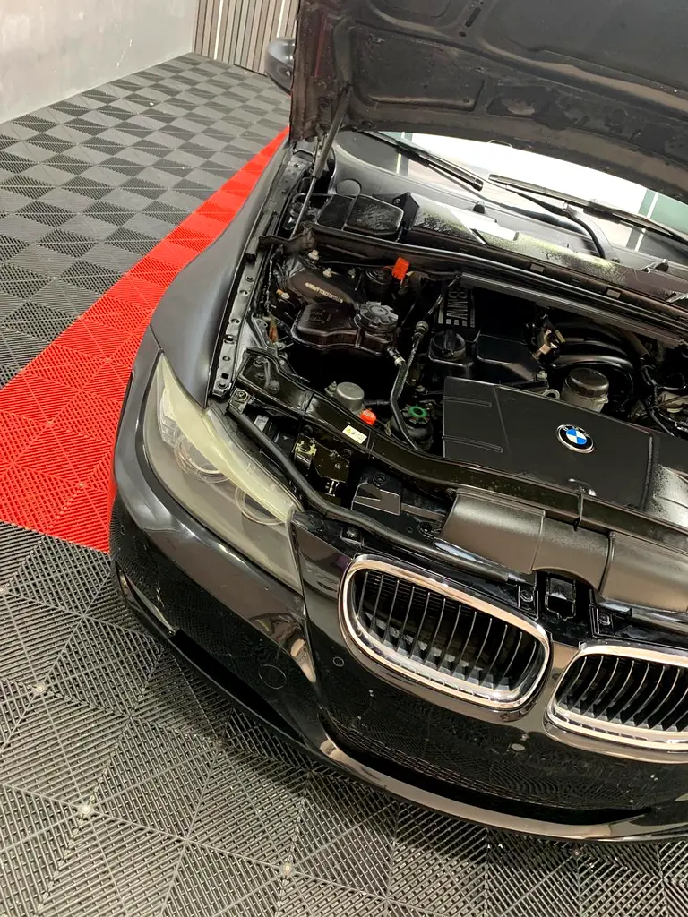 BMW 3-Series 316i Exclusive 2012 GCC Specs - Image 16