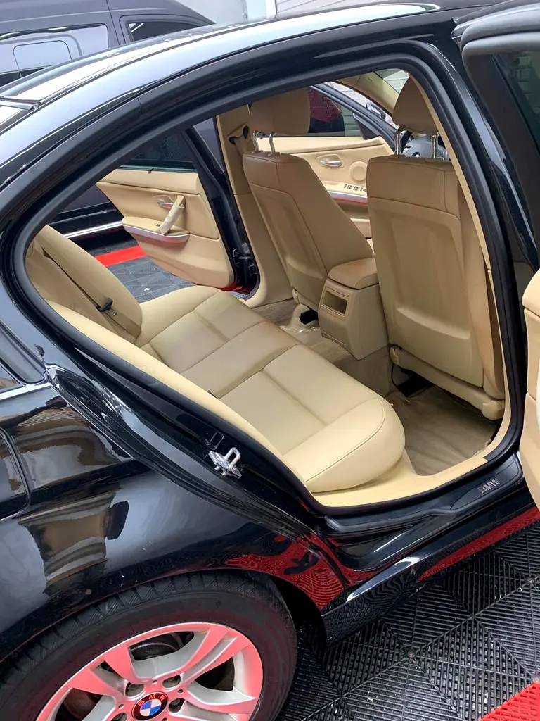 BMW 3-Series 316i Exclusive 2012 GCC Specs - Image 9