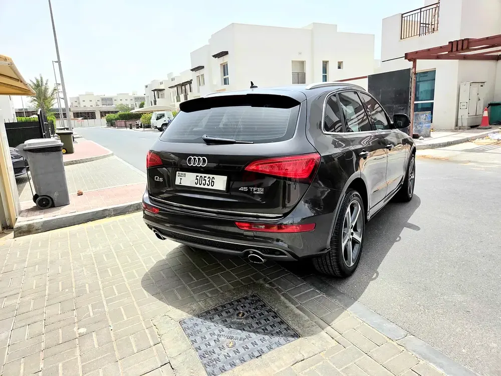 Audi Q5 45 TFSI quattro S line in immaculate condition for sell - Image 8